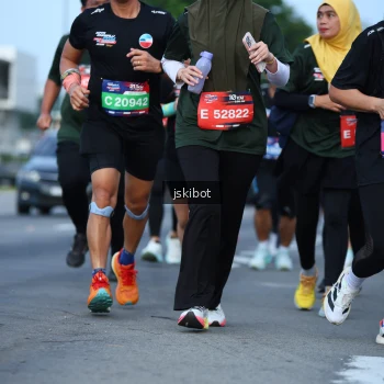 Runner Photo 3699032