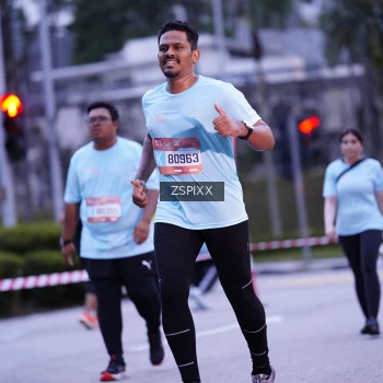Runner Photo 3699040