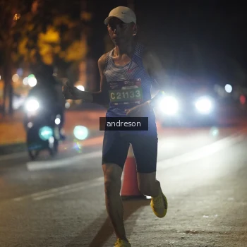 Runner Photo 3699061