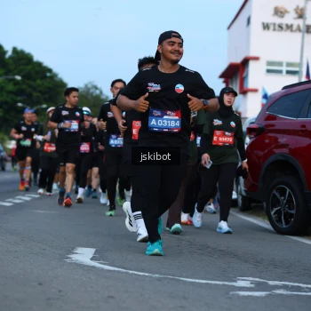 Runner Photo 3699065