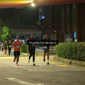 Runner Photo 3699083
