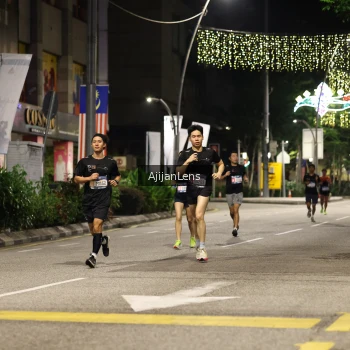 Runner Photo 3699085