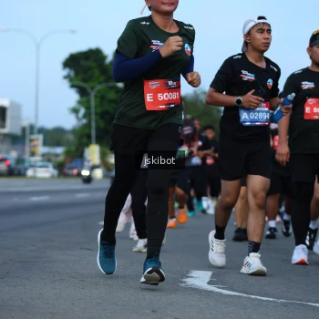 Runner Photo 3699107