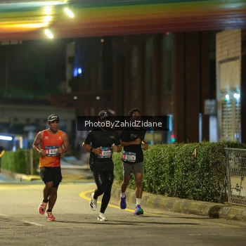 Runner Photo 3699111