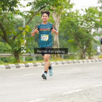 Runner Photo 3699112