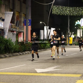 Runner Photo 3699115