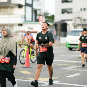 Runner Photo 3699117