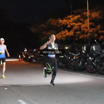 Runner Photo 3699132