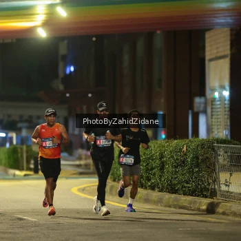 Runner Photo 3699137