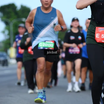 Runner Photo 3699139