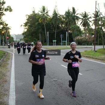 Runner Photo 3699154