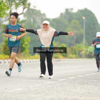 Runner Photo 3699180