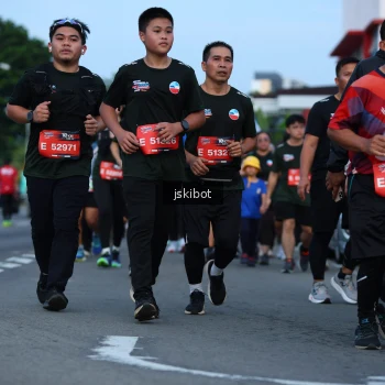 Runner Photo 3699183