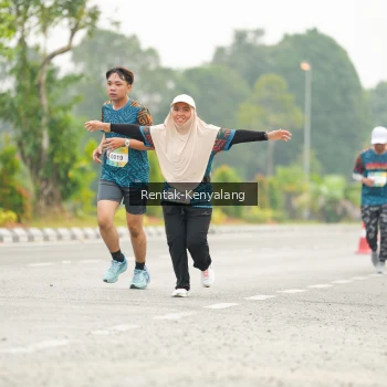 Runner Photo 3699198