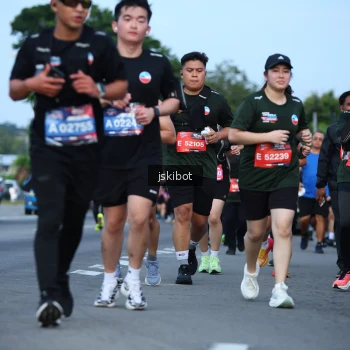 Runner Photo 3699204