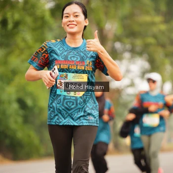 Runner Photo 3699273