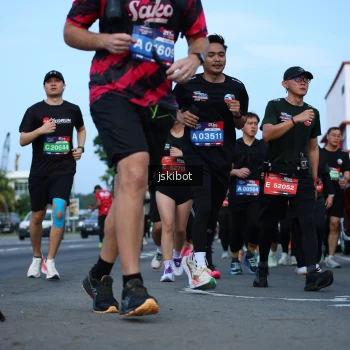 Runner Photo 3699282