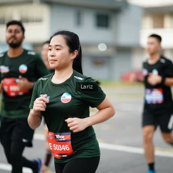 Runner Photo 3699343