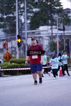 Runner Photo 3699371