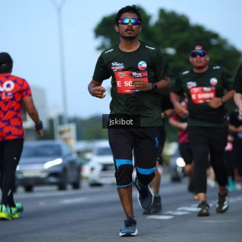Runner Photo 3699372