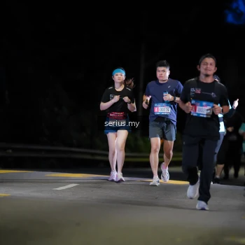 Runner Photo 3699374