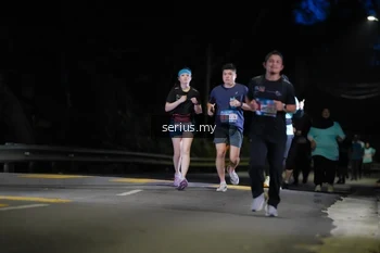 Runner Photo 3699375
