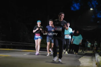 Runner Photo 3699392