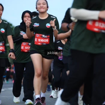 Runner Photo 3699413