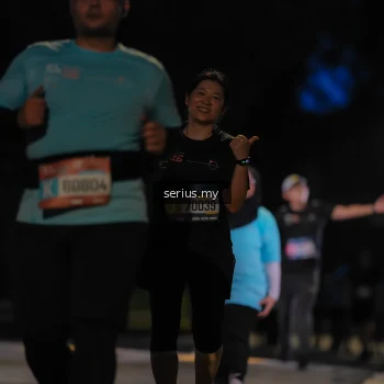 Runner Photo 3699476