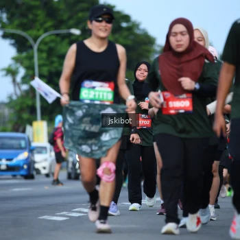 Runner Photo 3699479