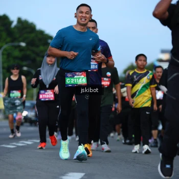 Runner Photo 3699487