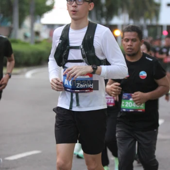 Runner Photo 3699499