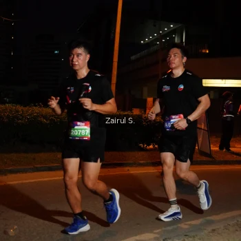 Runner Photo 3699528