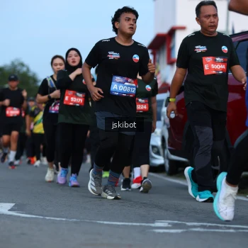 Runner Photo 3699546