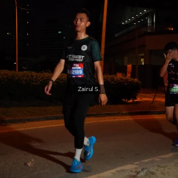 Runner Photo 3699554
