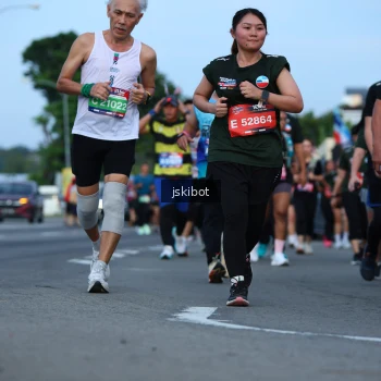 Runner Photo 3699565