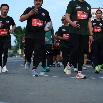 Runner Photo 3699641