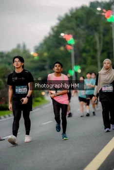 Runner Photo 3699679