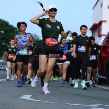 Runner Photo 3699687