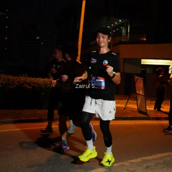 Runner Photo 3699689