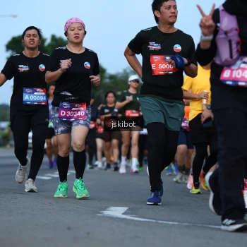 Runner Photo 3699701