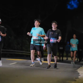 Runner Photo 3699707