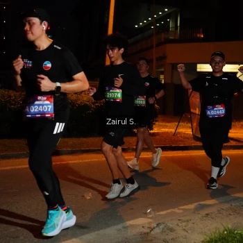 Runner Photo 3699709