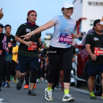 Runner Photo 3699711