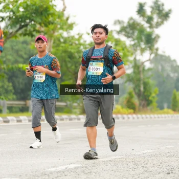 Runner Photo 3699725