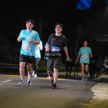 Runner Photo 3699730