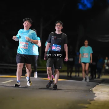 Runner Photo 3699735