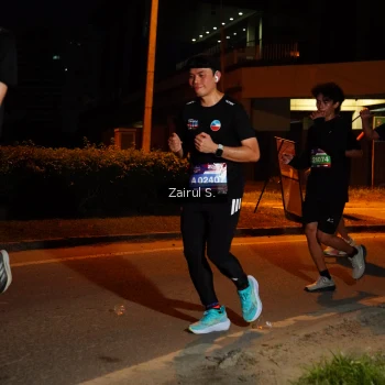 Runner Photo 3699768