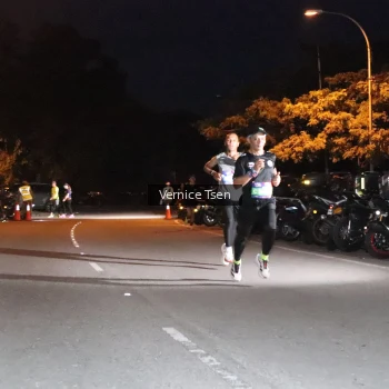 Runner Photo 3699772