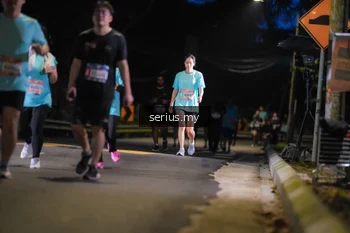 Runner Photo 3699780